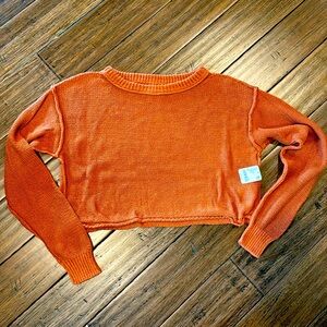 We The Free Crop Sweater. NWT. Size Small.